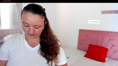 Snapshot of ms_gaby chatting on June 9, 6:52 pm ms_gaby online show from June 9, 6:52 pm