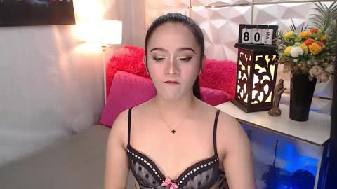 Snapshot of ms_grey4u chatting on January 11, 11:21 pm Ash online show from January 11, 11:21 pm