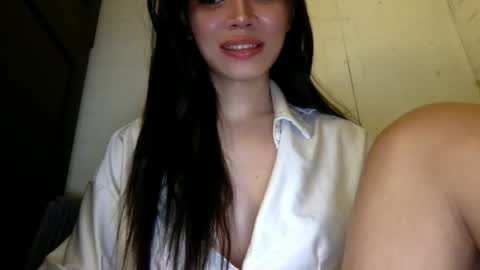 Snapshot of ms_guniguni chatting on September 10, 11:16 pm Lara online show from September 10, 11:16 pm
