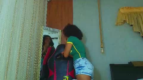 Snapshot of ms_leydi chatting on June 24, 3:16 am ms_leydi online show from June 24, 3:16 am