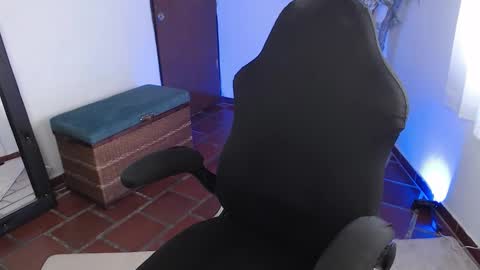 Sofia online show from October 17, 3:58 pm