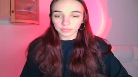 ms_sophiee online show from February 12, 3:27 pm