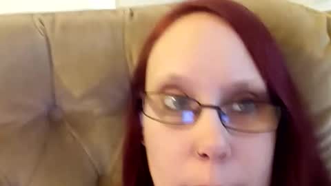 melissa online show from March 8, 7:39 pm