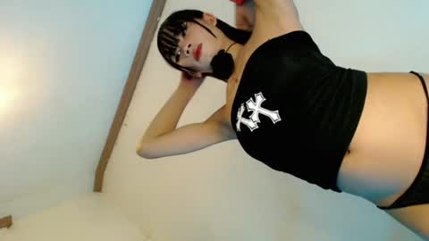 mscherry_ online show from June 21, 4:26 am