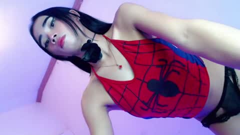 mscherry_ online show from July 28, 6:20 pm