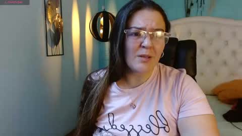 Jossie online show from May 1, 3:33 am
