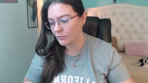 Jossie online show from June 21, 3:31 am