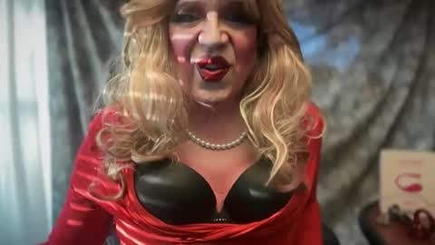 mskarentoy online show from February 14, 9:55 pm