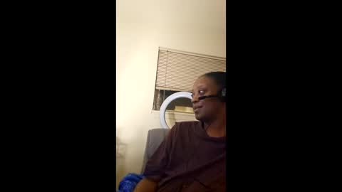 msmechocolate online show from March 28, 1:27 am