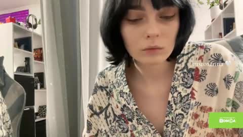 msroxanna online show from March 20, 2:44 pm