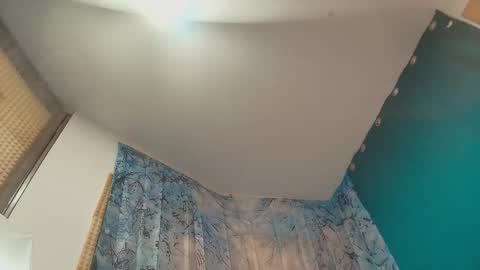 msspaola online show from March 9, 6:06 am