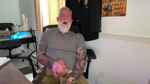 Snapshot of mtlbiker chatting on February 3, 8:36 pm BikerDude online show from February 3, 8:36 pm