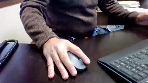 mttoker online show from April 24, 2:19 pm
