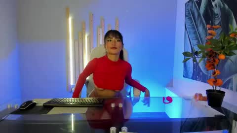 muaan  online show from April 24, 2:41 pm