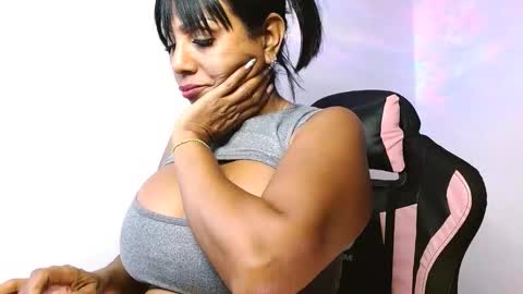 Snapshot of muladefuego chatting on November 11, 9:26 pm yuli online show from November 11, 9:26 pm