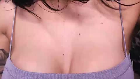 Snapshot of mulan_o chatting on February 1, 4:56 am JESSICA online show from February 1, 4:56 am