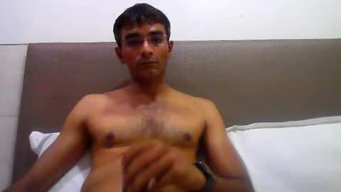 Snapshot of mumbaimonster8inch chatting on July 3, 12:22 pm rajesh engineer online show from July 3, 12:22 pm