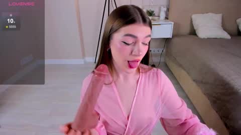 Snapshot of munaluna chatting on November 3, 9:43 am Luna online show from November 3, 9:43 am