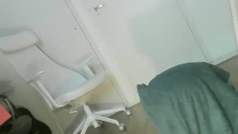 Snapshot of mundanephotos chatting on March 6, 9:03 am mundanephotos online show from March 6, 9:03 am