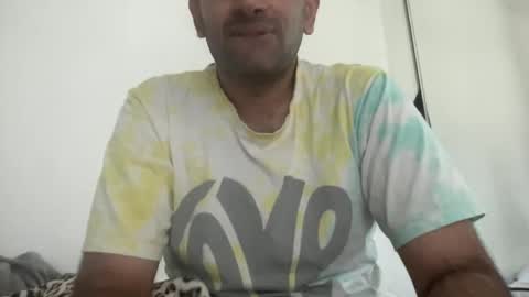 Snapshot of munnabobby2008 chatting on February 2, 4:26 am munnabobby2008 online show from February 2, 4:26 am