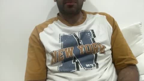 Snapshot of munnabobby2008 chatting on February 5, 12:06 pm munnabobby2008 online show from February 5, 12:06 pm