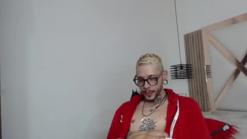 murdok  online show from March 11, 7:58 am