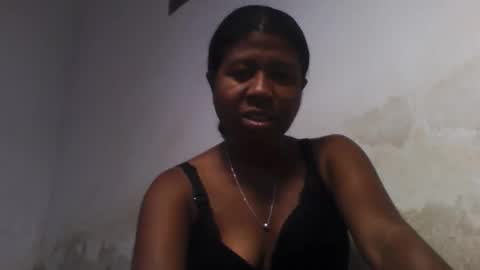 murielleee online show from May 14, 8:43 am