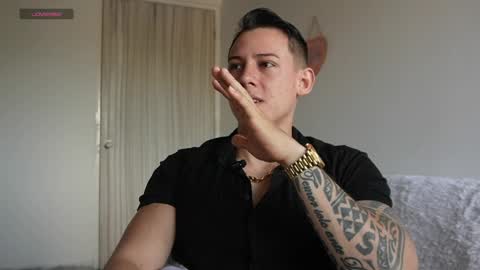 muscle_king_cum online show from June 2, 1:24 pm