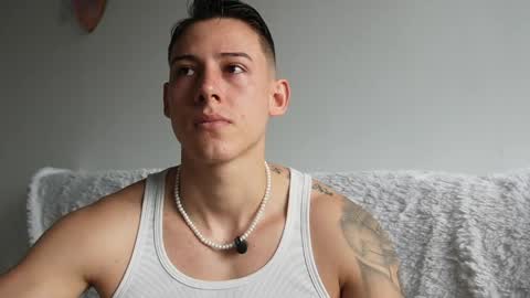muscle_king_cum online show from June 4, 1:28 pm