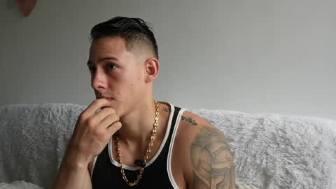 muscle_king_cum online show from June 5, 2:23 pm