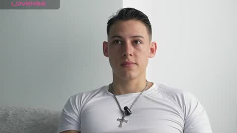 Snapshot of muscle_king_cum chatting on July 20, 3:36 pm muscle_king_cum online show from July 20, 3:36 pm