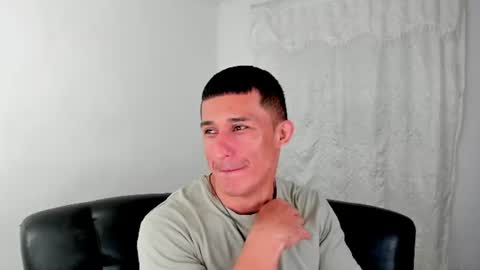 Muscle Man online show from July 25, 4:04 pm