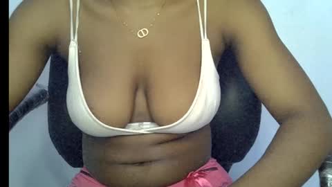 muscle_queen0 online show from January 19, 11:25 am