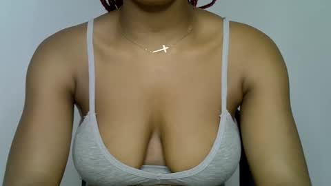 muscle_queen0 online show from March 11, 10:38 pm