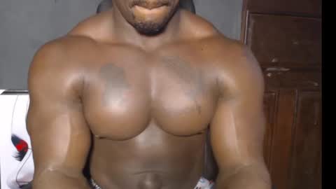 musclegod23 online show from January 7, 1:59 am