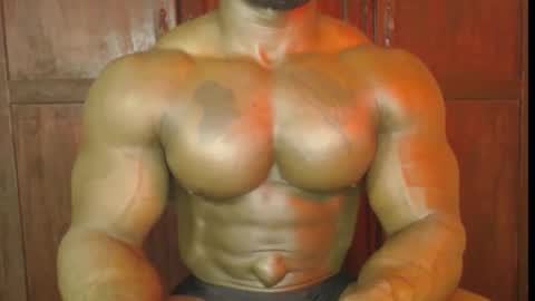 musclegod23 online show from October 22, 12:33 am