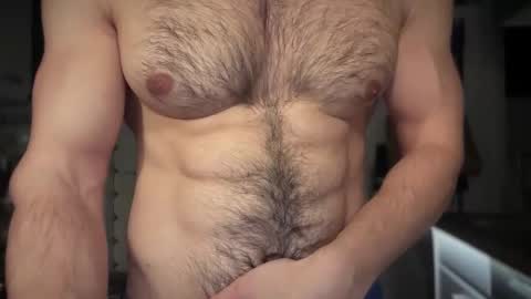 Snapshot of musclehair3 chatting on November 12, 8:52 pm musclehair3 online show from November 12, 8:52 pm