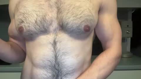 Snapshot of musclehair3 chatting on July 3, 10:27 pm musclehair3 online show from July 3, 10:27 pm