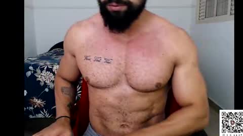 Snapshot of muscleweed420 chatting on July 8, 12:37 am Ragnar online show from July 8, 12:37 am