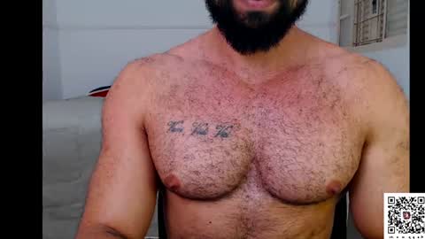 Snapshot of muscleweed420 chatting on August 8, 8:44 pm Ragnar online show from August 8, 8:44 pm