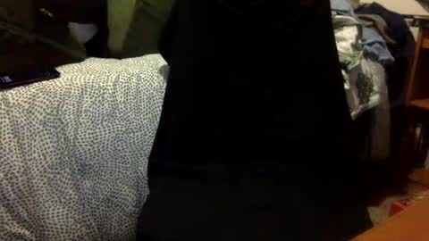 Snapshot of musculardilf chatting on December 17, 1:44 am musculardilf online show from December 17, 1:44 am