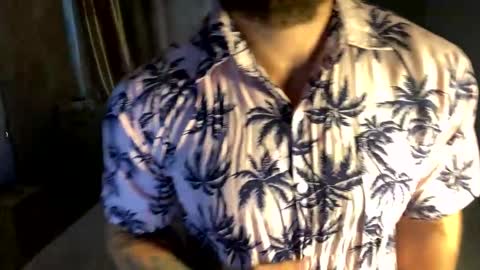 muscularjuggler online show from May 11, 1:44 am