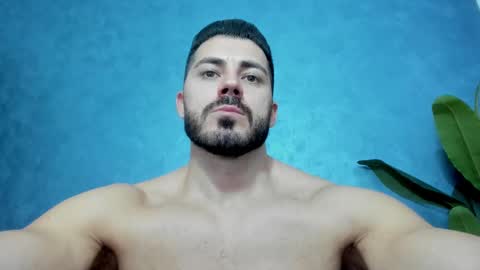 muscularmaster onlyfans online show from February 18, 1:21 am