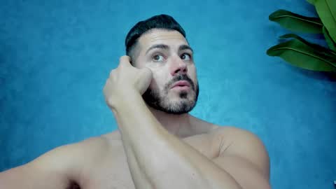 muscularmaster onlyfans online show from October 18, 9:04 pm