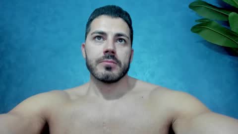 muscularmaster onlyfans online show from November 12, 10:15 am