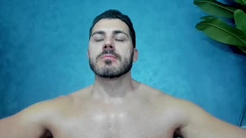 muscularmaster onlyfans online show from November 15, 10:26 pm