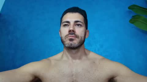 muscularmaster onlyfans online show from June 17, 9:38 pm