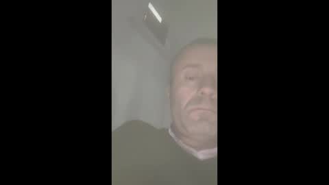 Snapshot of muscularsexybady chatting on May 17, 12:52 am handsome sexy muscular man online show from May 17, 12:52 am