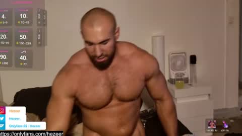 Snapshot of musculusx chatting on June 25, 8:57 pm Musculus online show from June 25, 8:57 pm