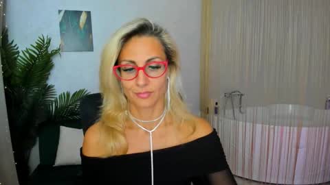 Diana online show from September 16, 11:44 am